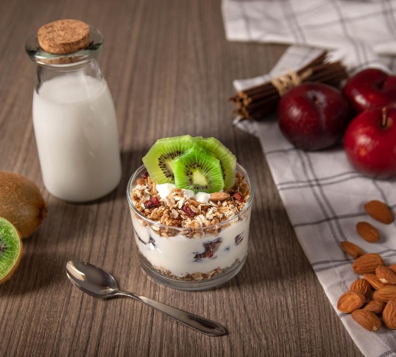 5-Min Kiwi Yogurt Parfait