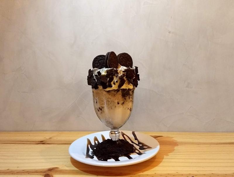 Oreo Cookie Milkshake