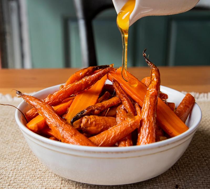 Crispy Garlic Honey Air Fryer Carrots
