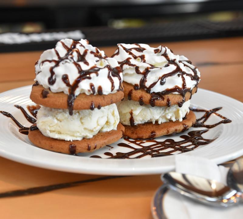 10-Minute Cookie Ice Cream Sandwiches