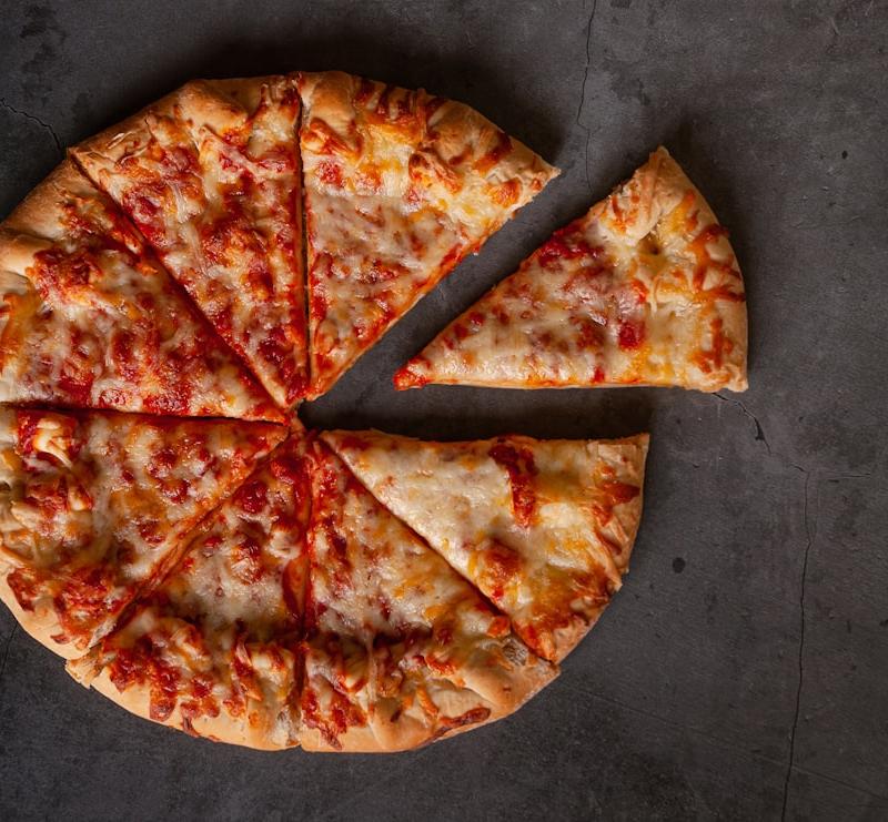 5-Minute Naan Pizza