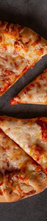 5-Minute Naan Pizza