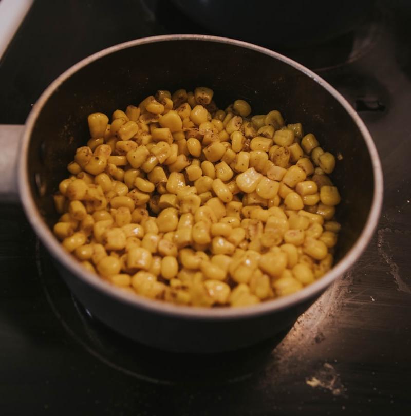 Buttery Garlic Skillet Corn