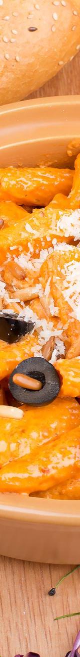 Beef & Mozzarella Rigatoni Bake