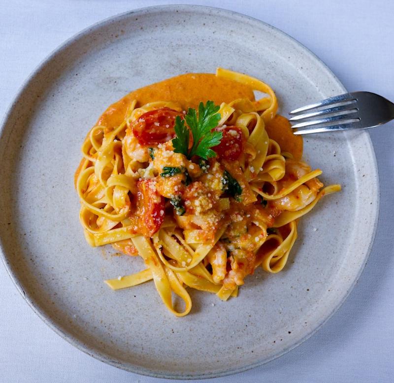 15-Minute Creamy Tomato Pasta