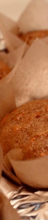 4-Ingredient Applesauce Muffins