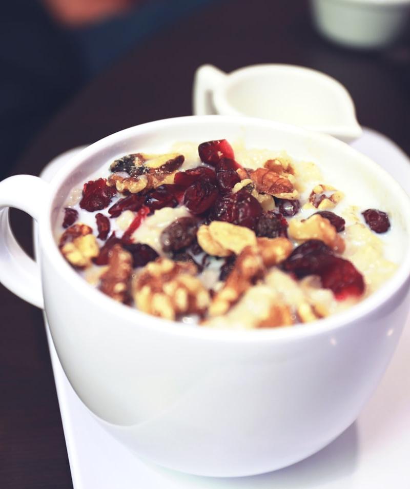 5-Minute Banana Honey Oatmeal