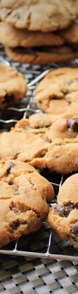 4-Ingredient Peanut Butter Cookies