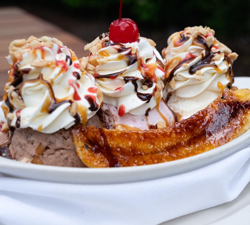 Grilled Banana Splits