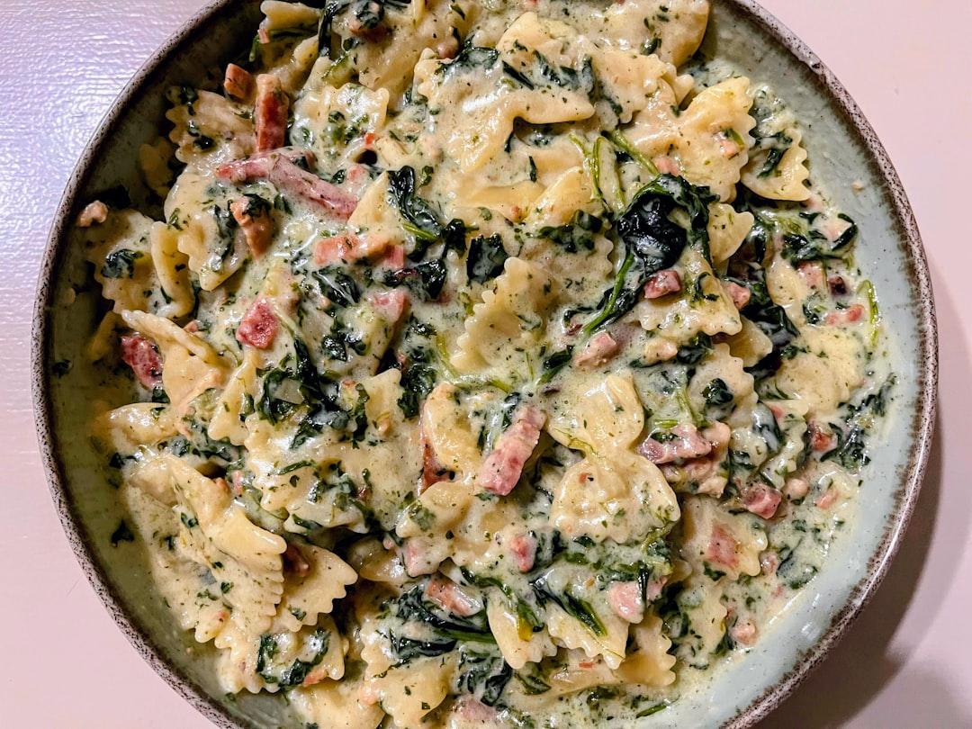 Garlic Spinach Pasta with Parmesan