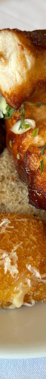 Buffalo Chicken Sliders with Crispy Sides
