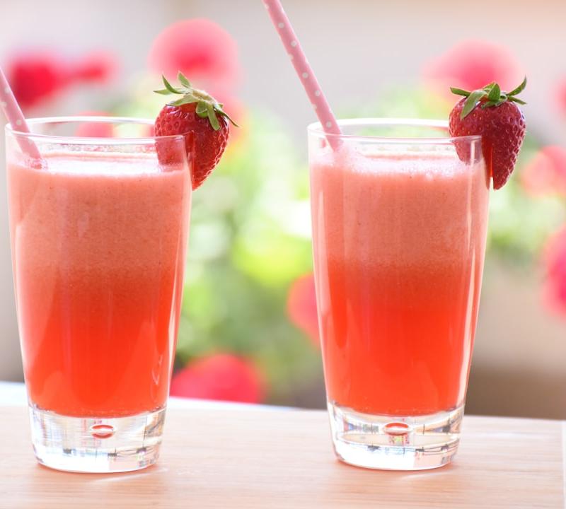 5-Minute Strawberry Peach Smoothie
