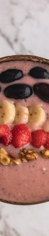 5-Min Strawberry Banana Smoothie Bowl