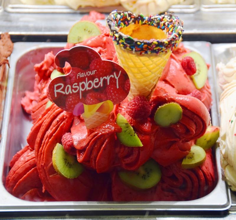 5-Min Raspberry Frozen Yogurt Swirl