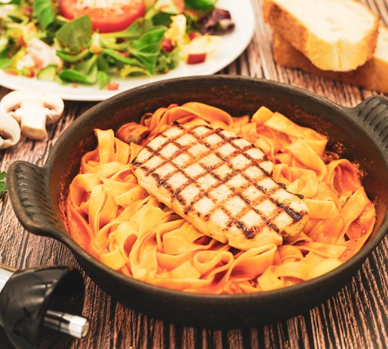 20-Min Italian Chicken & Pasta