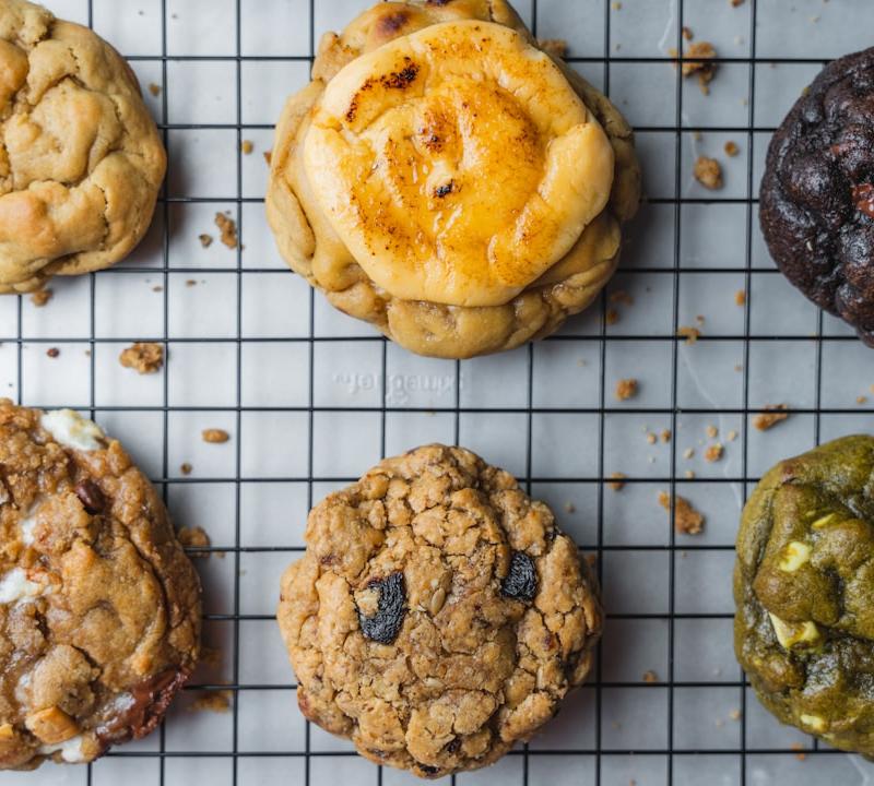 2-Ingredient Cake Mix Cookies