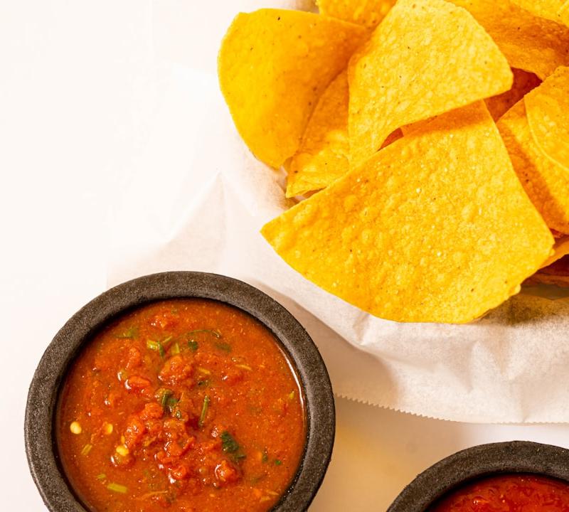 5-Minute Blended Restaurant Salsa