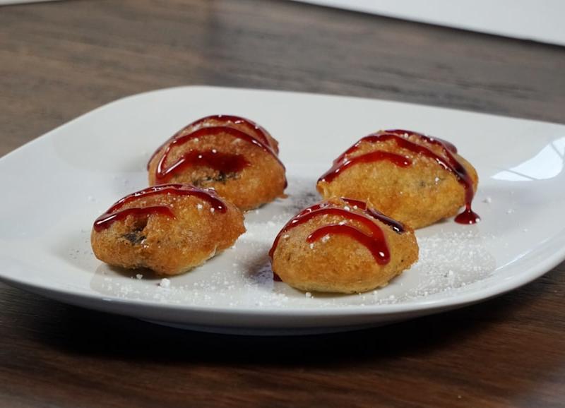 Sweet & Spicy BBQ Grape Jelly Meatballs