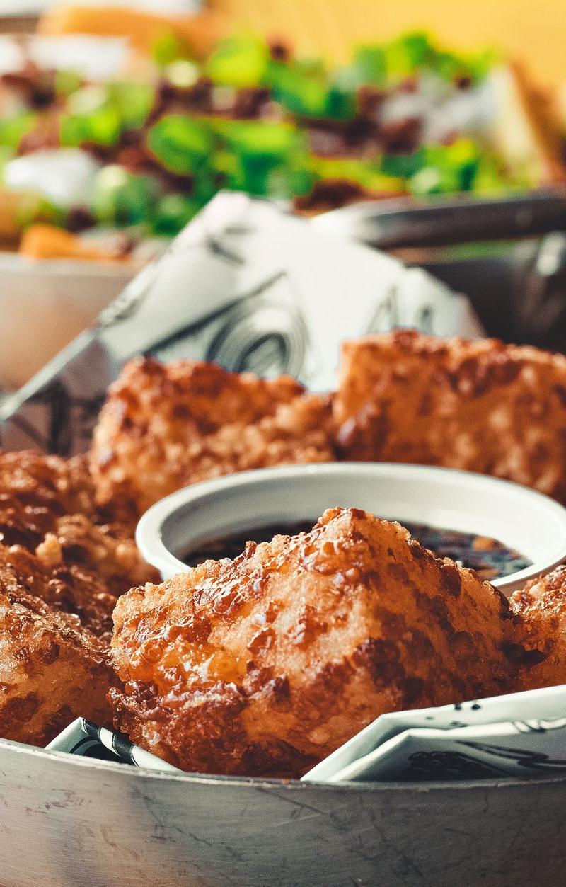 Crispy Halloumi Popcorn with Fries & Dip