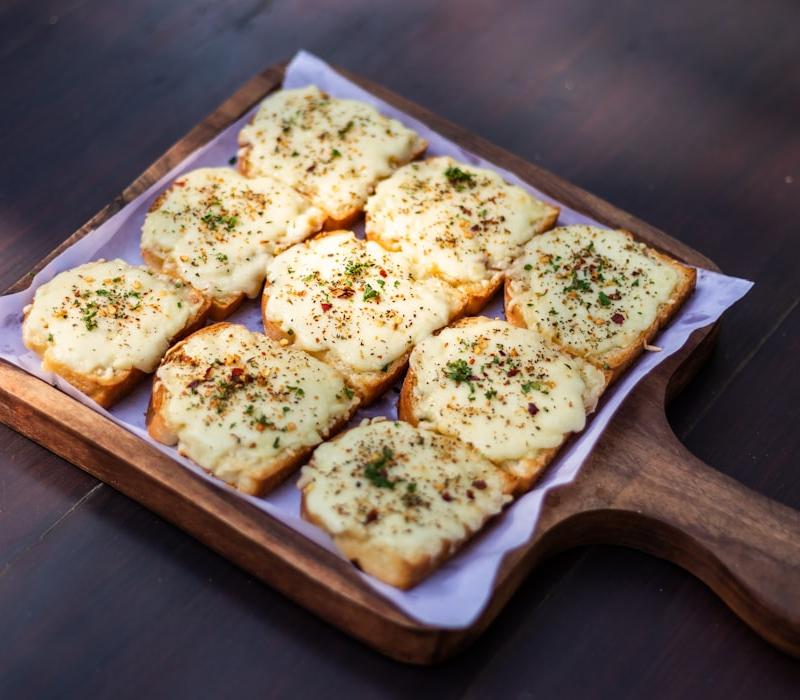 Garlic Butter Melty Grilled Cheese