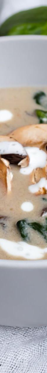 Garlicky White Bean & Spinach Soup