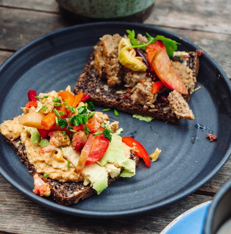 Buttery Pepper & Onion Scramble