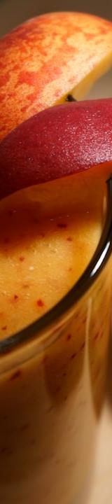 5-Min Peach & Banana Smoothie