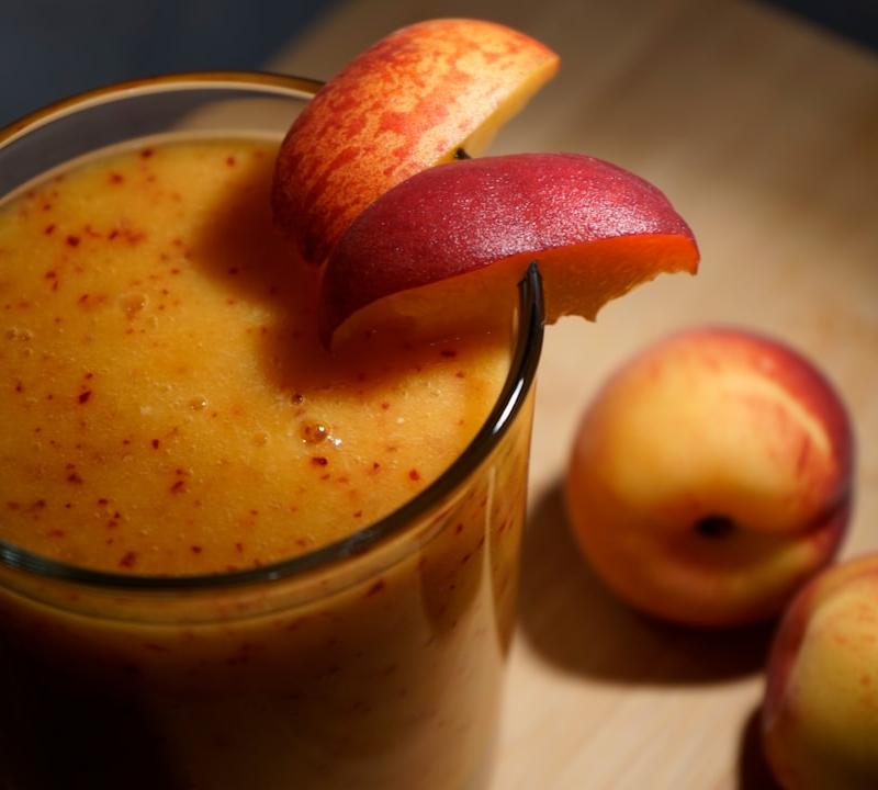 5-Min Peach & Banana Smoothie