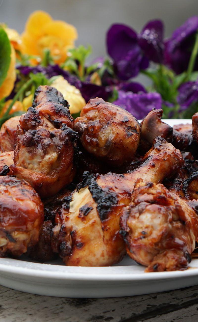 Honey Garlic Grilled Chicken Drumsticks