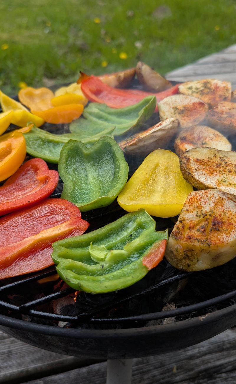 Crispy Skillet Breakfast Potatoes & Peppers