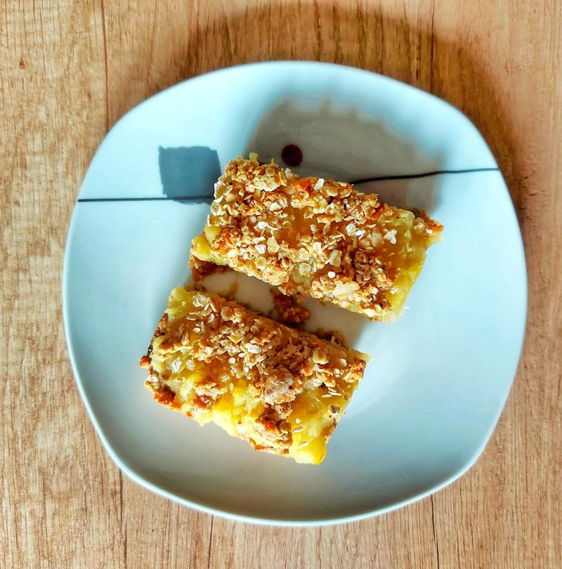 30-Min Pineapple Dump Cake