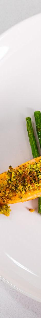 Pistachio Crusted Salmon with Green Beans