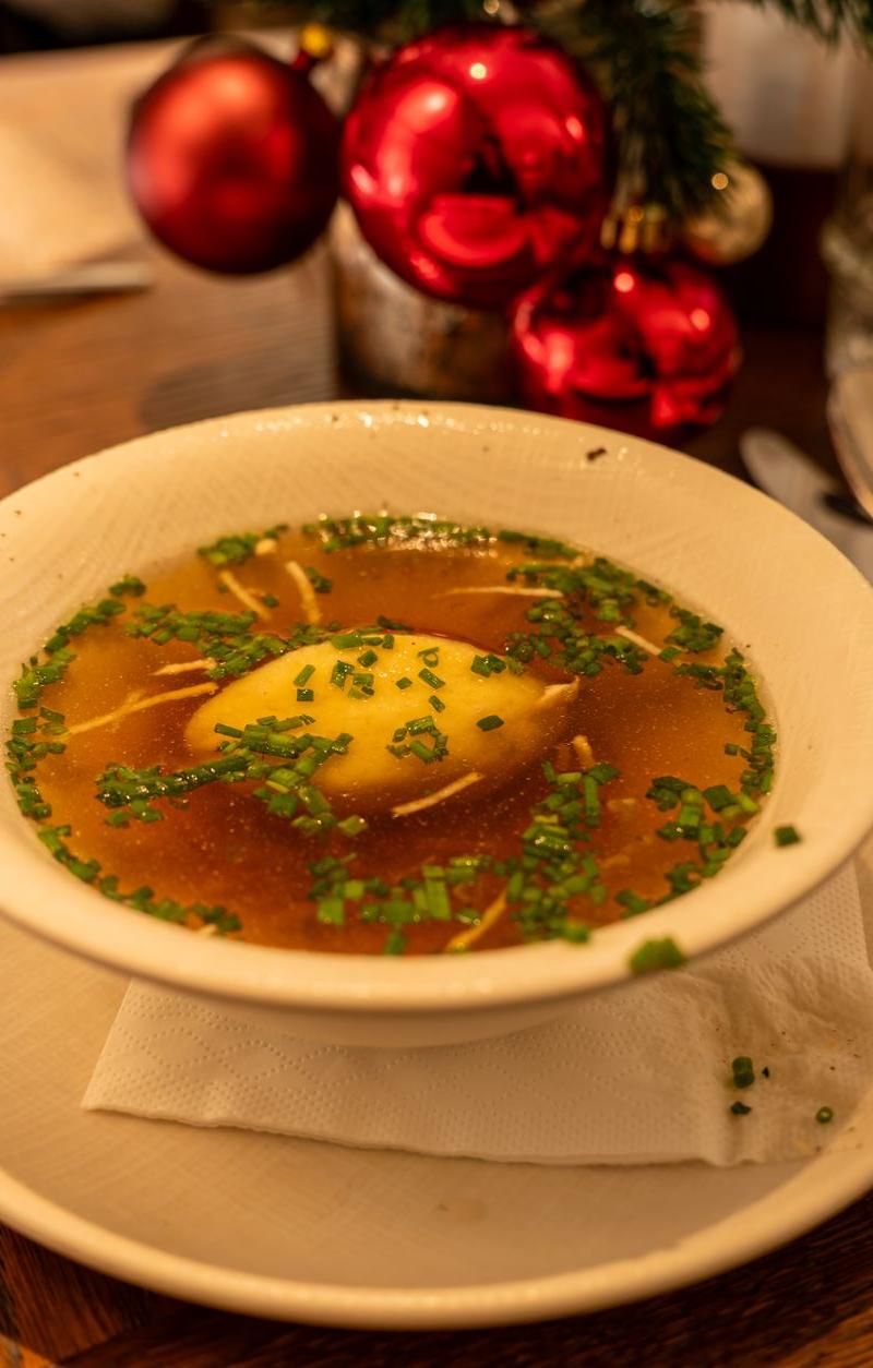 10-Minute Dumpling Soup