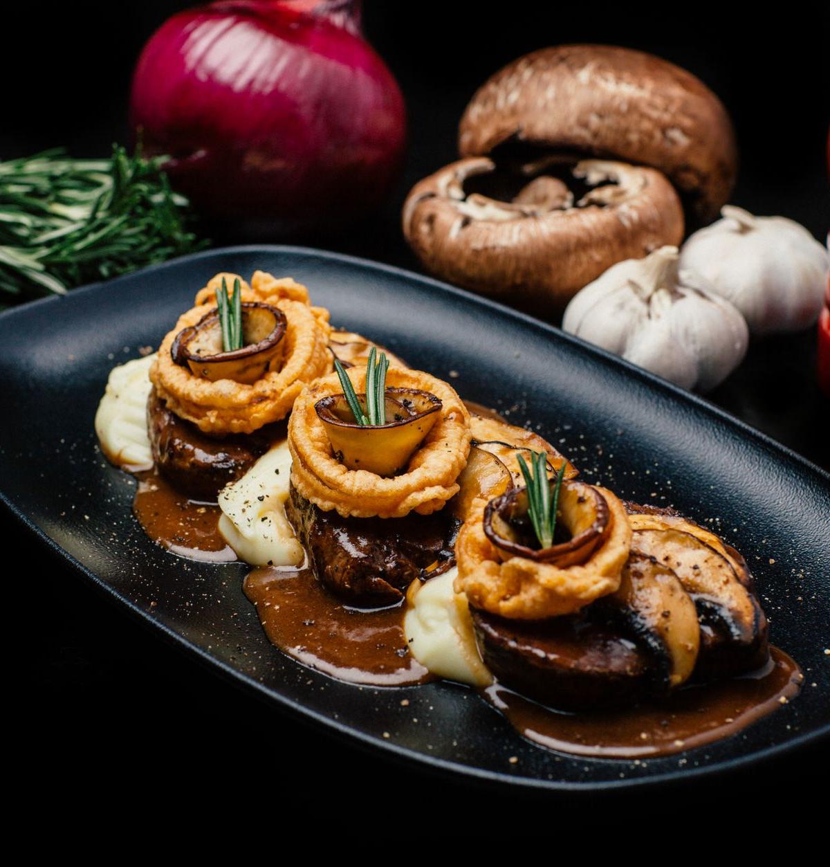 20-Min Beef & Mushroom Gravy with Mashed Potatoes