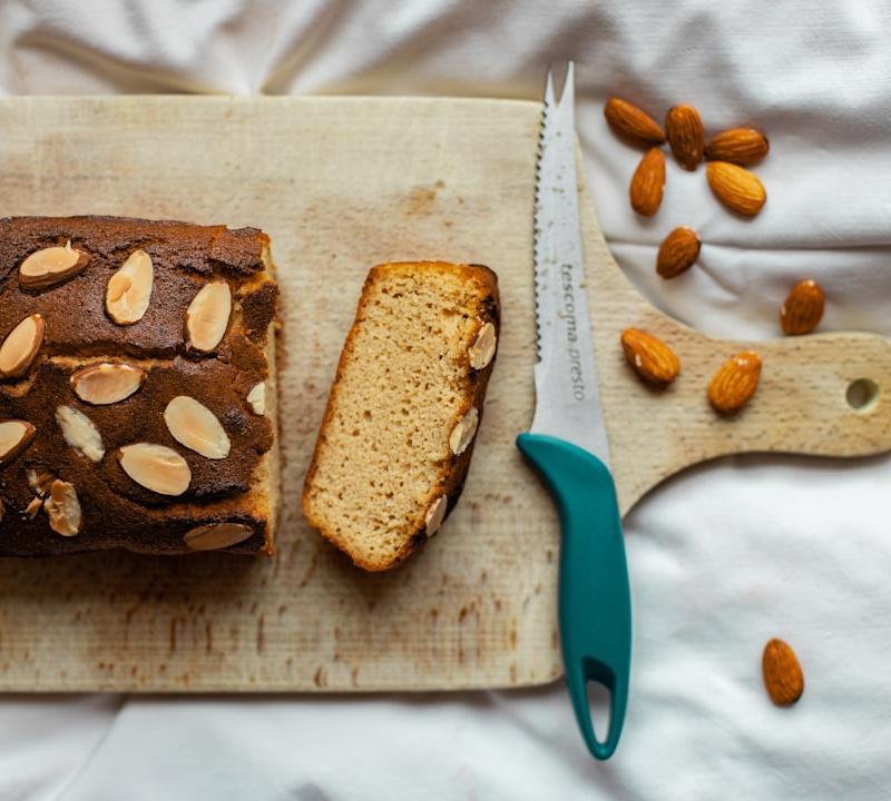 25-Min Marzipan Almond Cake