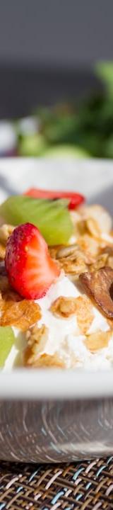 Whipped Cottage Cheese Bowl with Berries & Almonds