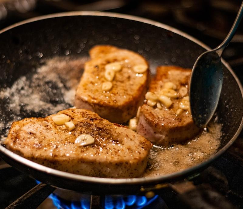 Air Fryer Garlic Butter Pork Chops