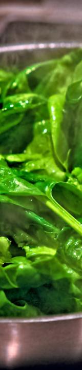 10-Min Garlic Spinach