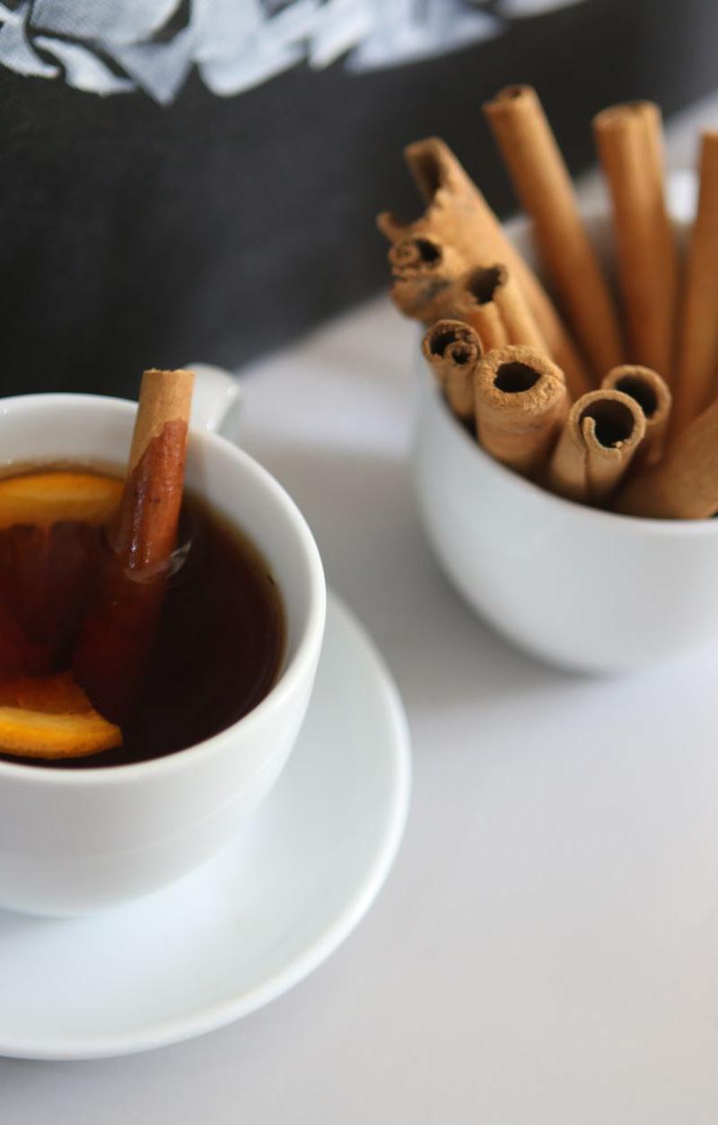 Cinnamon Stick Tea with Honey