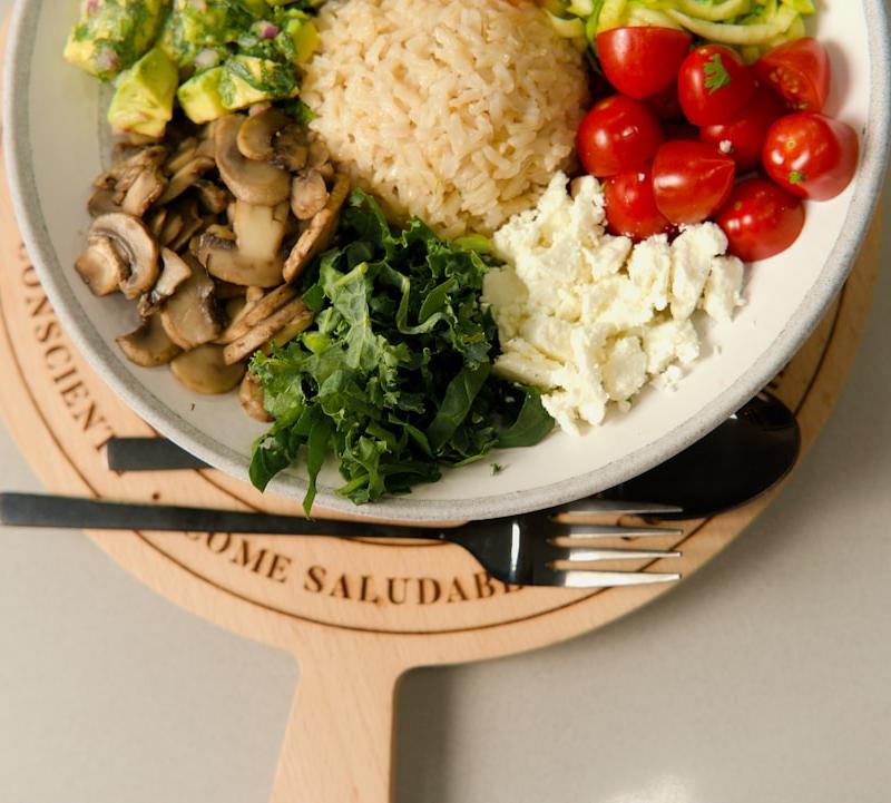 15-Min Mediterranean Rice Bowl