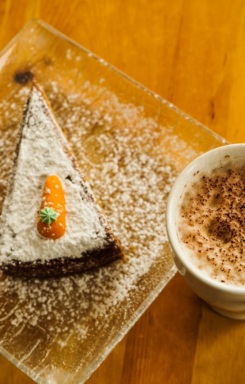 5-Min Carrot Cake Mug Cake