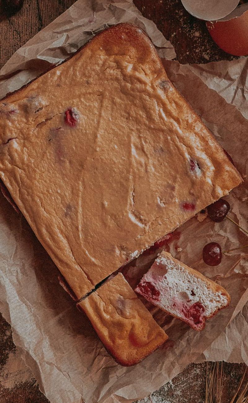 25-Min Skillet Cherry Cake
