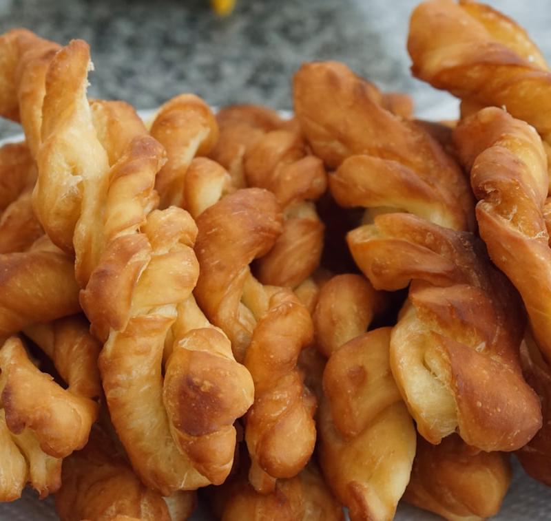 Crispy Cinnamon Sugar Twists