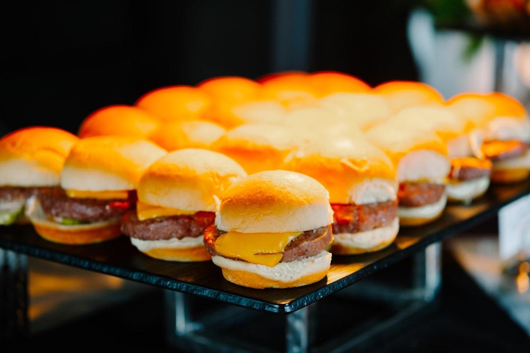 Crispy Bacon & Egg Breakfast Sliders