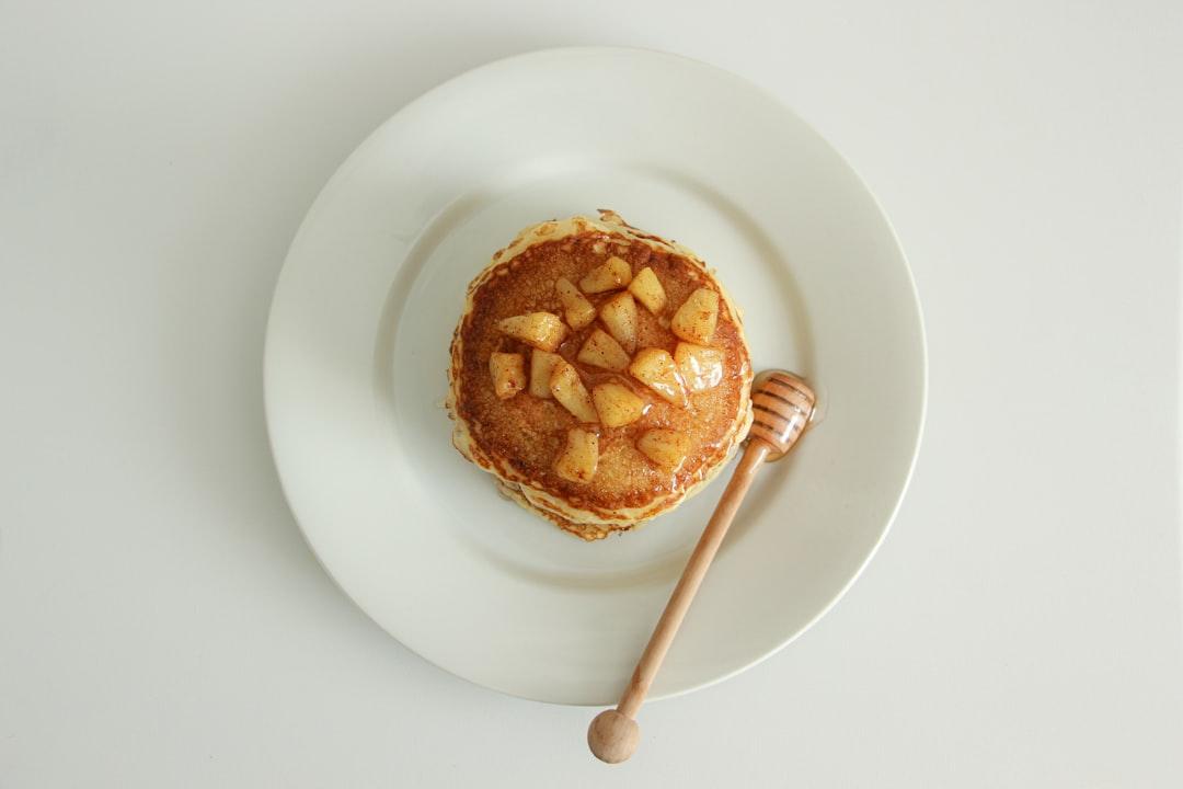 Apple Cinnamon Pancakes with Honey