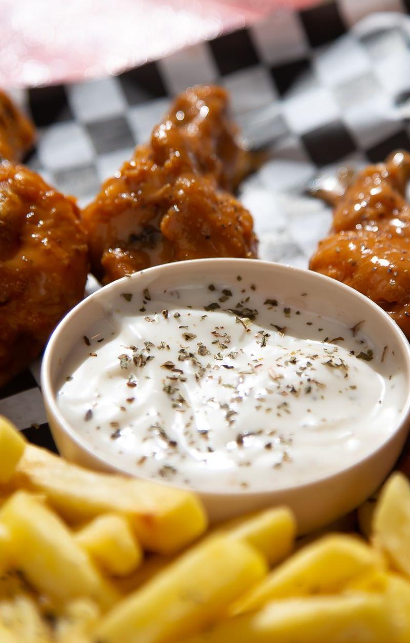 5-Minute Buffalo Sauce