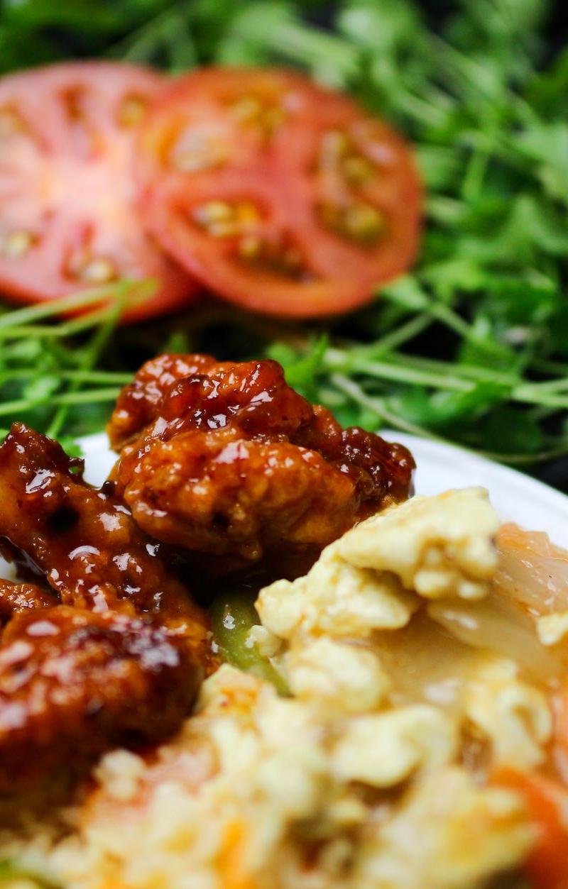 Sweet Chili Chicken Wings with Lime