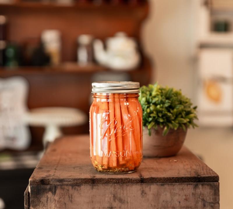 Quick Pickled Carrot Sticks