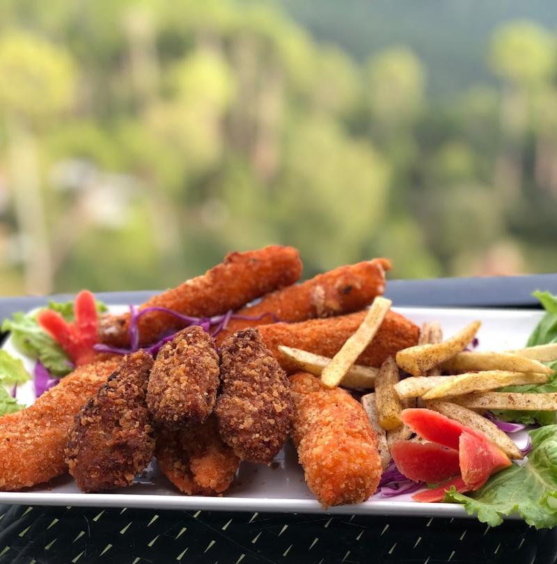 Crispy Fish Sticks with Tartar & Lemon
