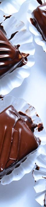 10-Minute Chocolate Fudge Squares